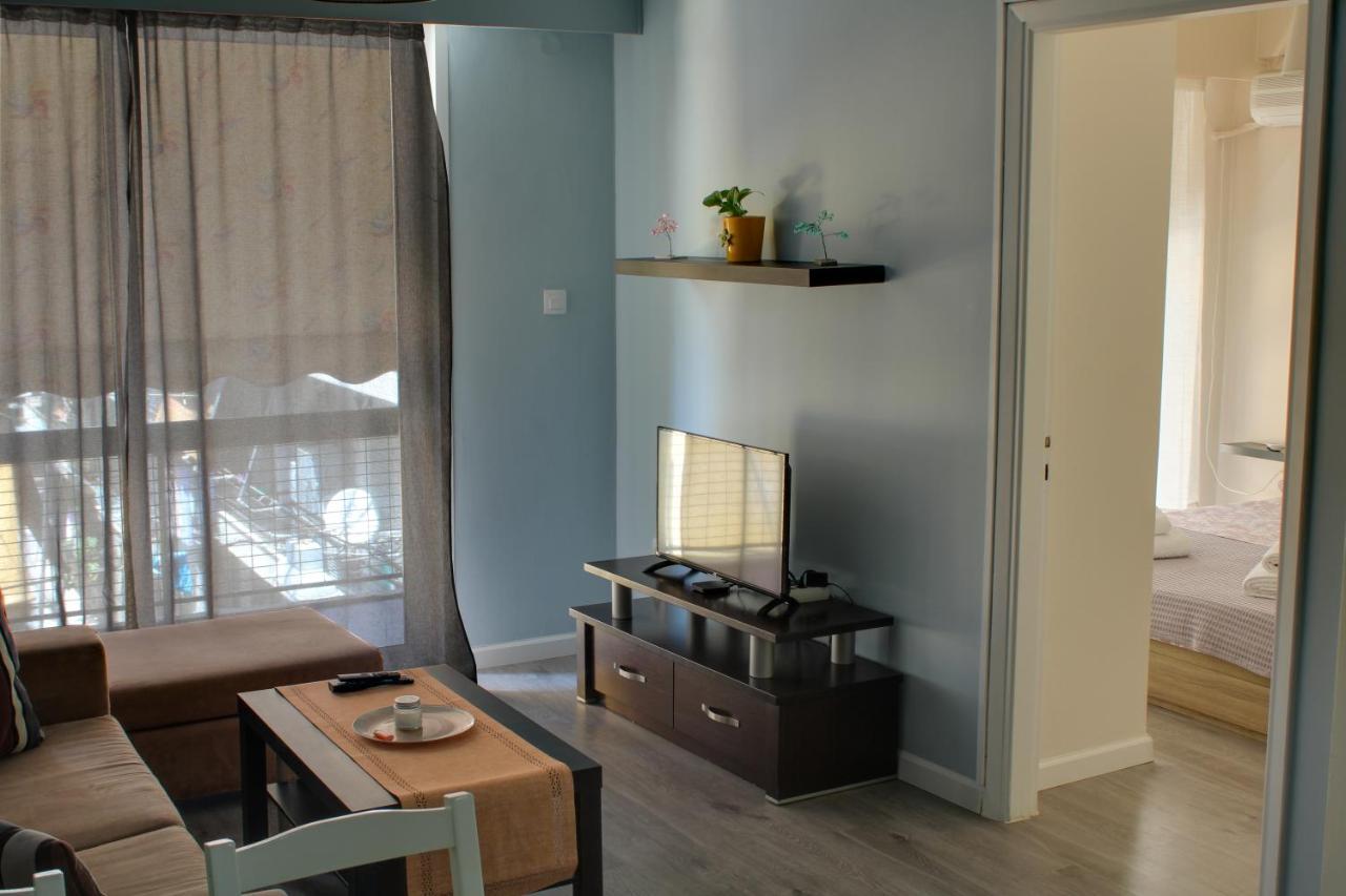 Modern Cozy In Downtown Apartment