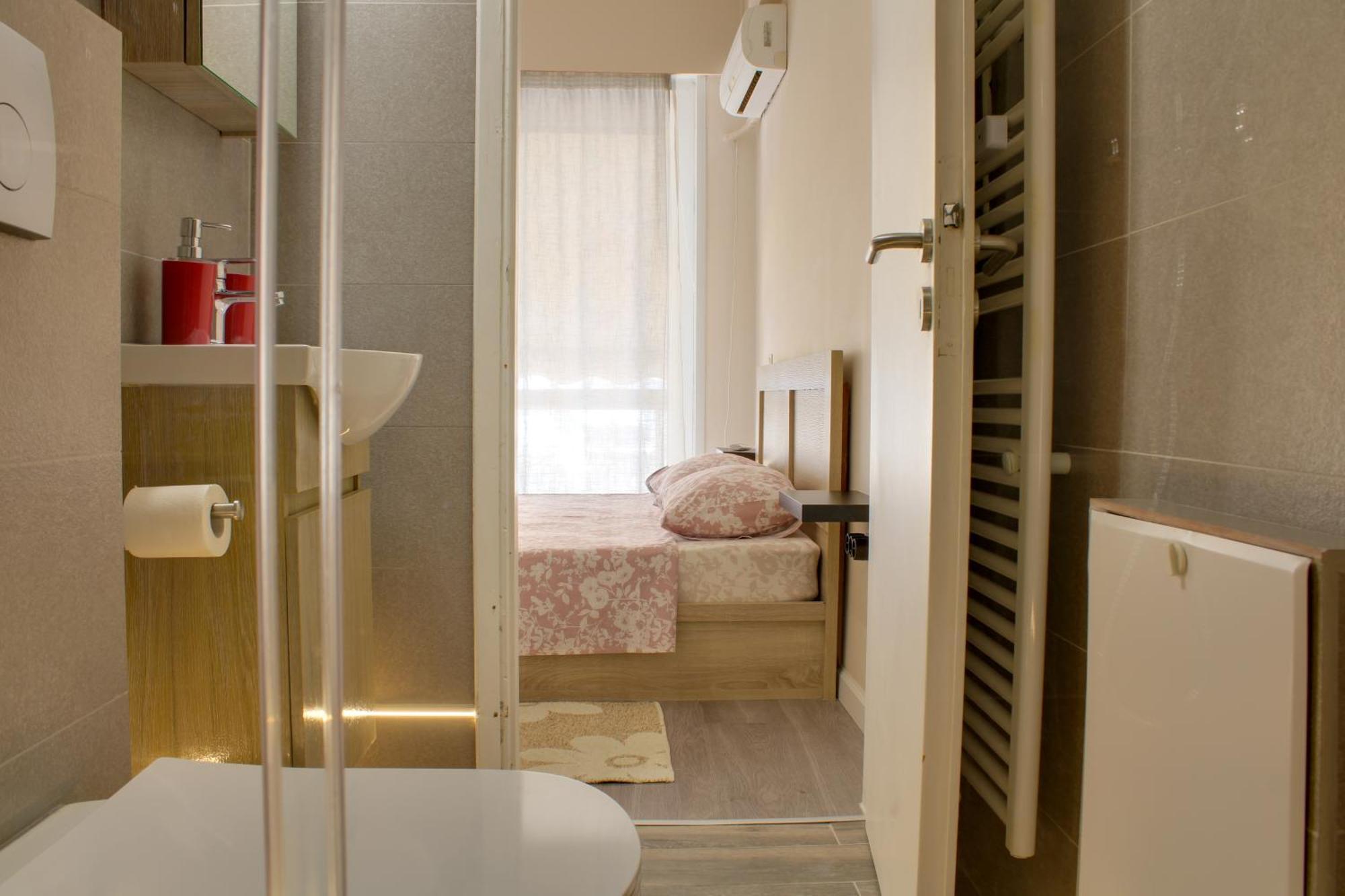 Modern Cozy In Downtown * Athens